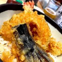 Snapdishの料理写真:人気定食屋さんの天丼|須佐浩幸さん