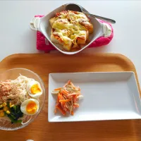 Snapdishの料理写真:今日の昼食　ツナそうめん、ごぼうサラダ、厚揚げキムチチーズ焼き|pinknari🐰🌈さん