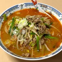 Snapdishの料理写真:札幌Fuji屋 辛味噌ラーメン|マハロ菊池さん