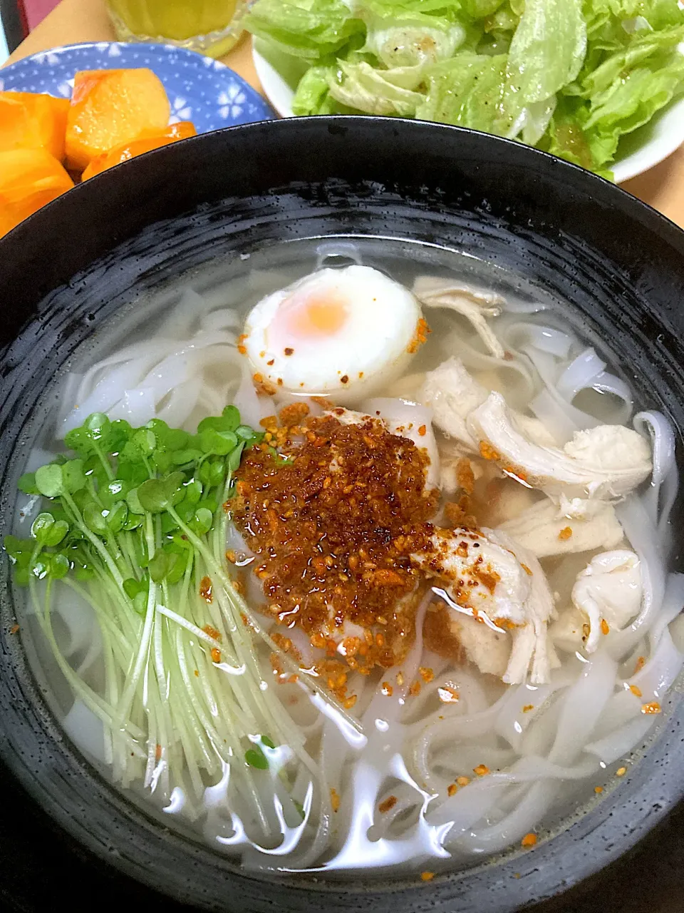 単身赴任中の男飯(鶏肉のフォー)|おおもりの星さん