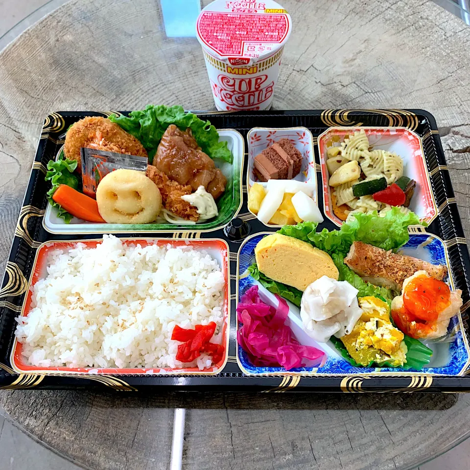 日曜日のお弁当‼︎ 10 November|Yoshinobu Nakagawaさん