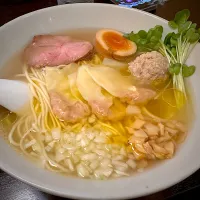 Snapdishの料理写真:特製塩ラーメン|古山さん