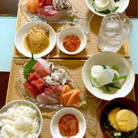 Snapdishの料理写真:今日はお刺身定食|あささん