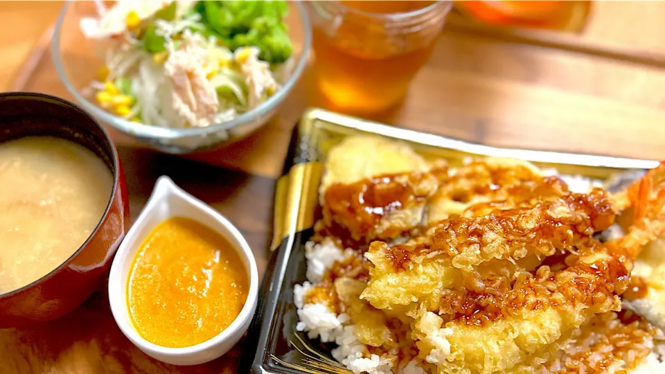 Snapdishの料理写真:天丼🤩|sara✩.*˚さん