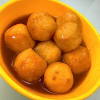 Snapdishの料理写真:curry fishballs|hweeyhさん