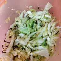 Snapdishの料理写真:キャベツ塩昆布あえ|112さん