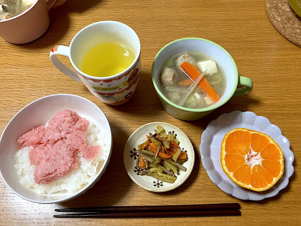 ＊マグロのたたき丼の朝食＊|＊抹茶＊さん