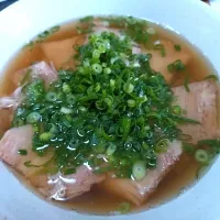 Snapdishの料理写真:お取り寄せ！喜多方ラーメン坂内さんの喜多方ラーメン〜焼豚が絶品！|Ikue Sawadaさん