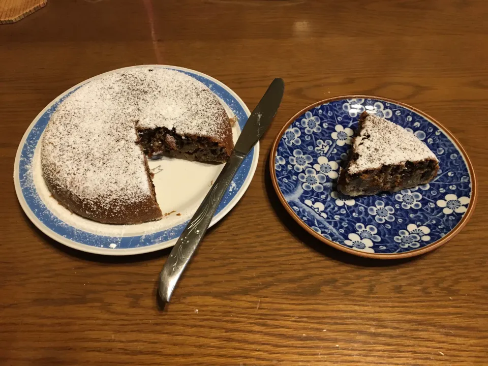 ブラックサンダーひとくちサイズを使ったチョコケーキ|enarinさん