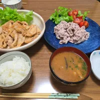 Snapdishの料理写真:豚の生姜焼き・冷しゃぶ・ご飯・ナスの味噌汁🌺|chiyukiさん