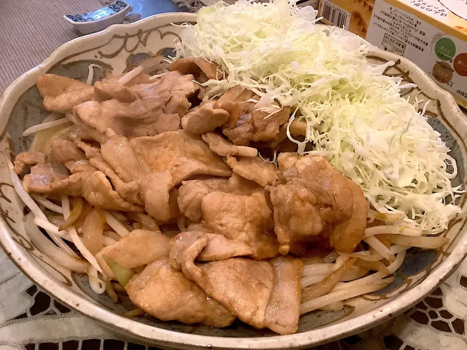 北海道『豚丼のタレで焼いた料理』😋|アライさんさん