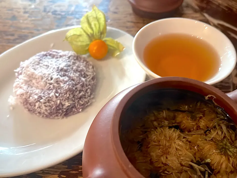 SWEET POTATO and Chrysanthemum Tea|LNAさん