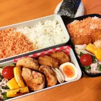 Snapdishの料理写真:次男・私弁当&おにぎり|tamagomagomagoさん