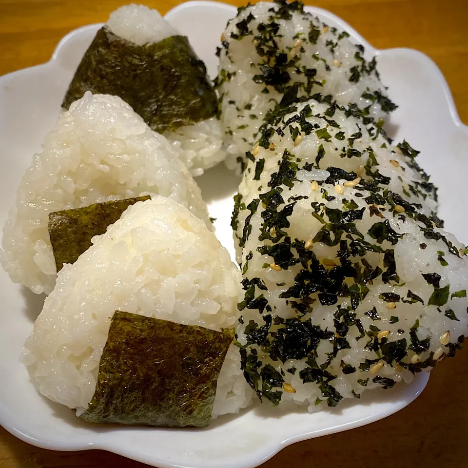 夫のおにぎり🍙弁当|もえさん