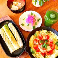 鉄鍋で長葱ステーキ、スキレットでスパイスカレー🍛大根蜂蜜漬け🥗|HAMI69さん