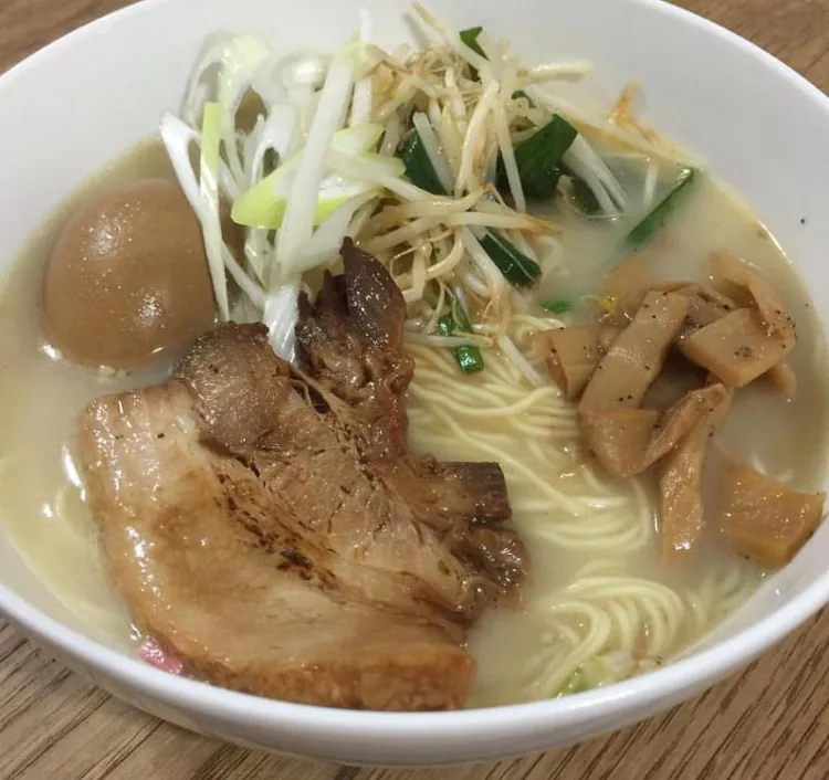 インスタントラーメンde昼ごはん💦
今日は 午後から 久しぶりの外出(^^)|ばくあんしゃさん