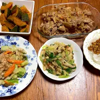 Snapdishの料理写真:豚ヒレ肉と玉ねぎの生姜蒸し焼き。|kerryさん