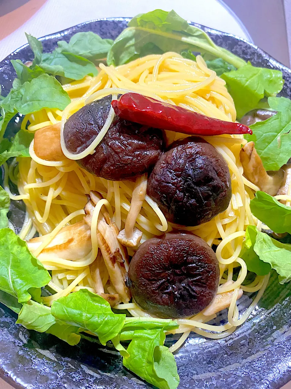 きのこ達のペペロンチーノ|てぃあんさん