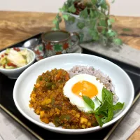 Snapdishの料理写真:冷蔵庫のお片付けにはカレーが良き！