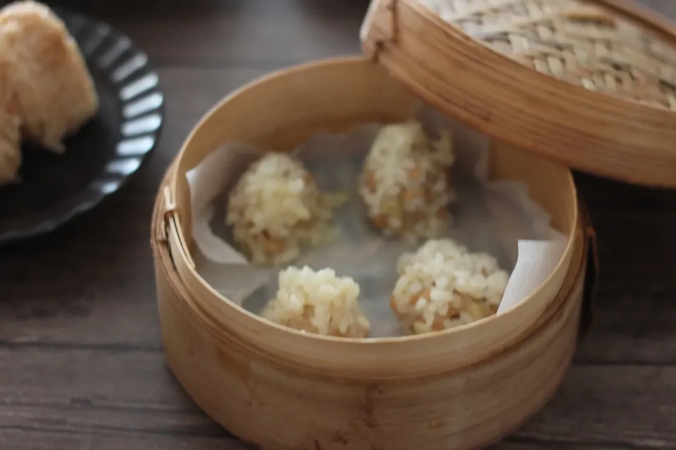 大豆のお肉でもち米シューマイ|ちいさなしあわせキッチンさん