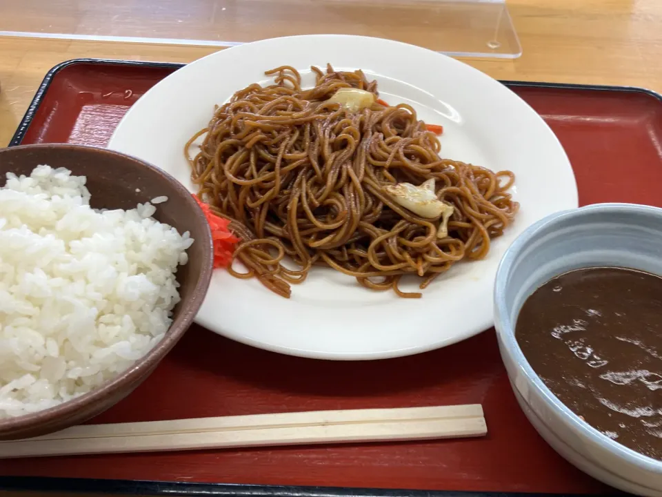 焼きそばライスカレー付き|まさとさん