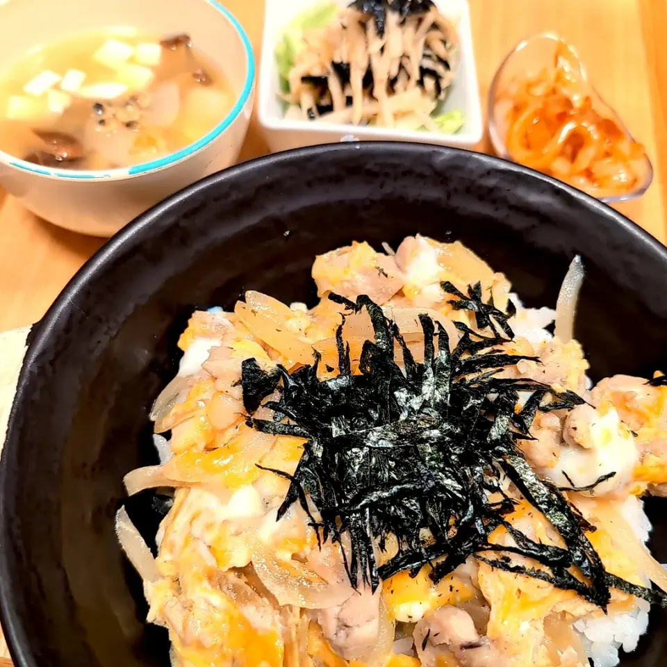 甘糀で親子丼　ごぼう入り|チョコさん