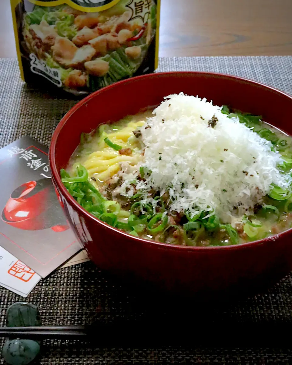 かおるさんの料理 パルミジャーノ・レッジャーノ
　味噌ラーメン（赤）　|かおるさん