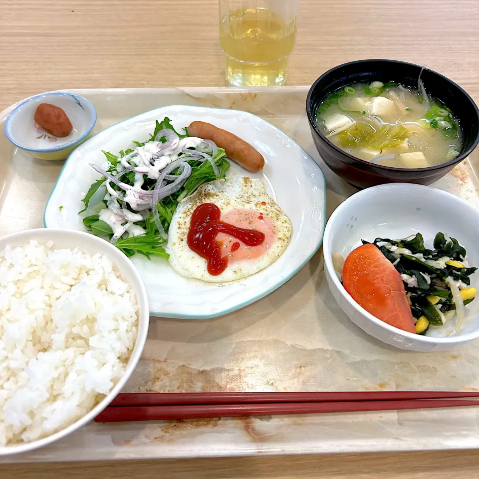 寮の朝ごはん😋|すかラインさん