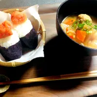 Snapdishの料理写真:明太子おにぎり🍙