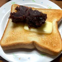 Snapdishの料理写真:あんバタートースト|はっちぃさん