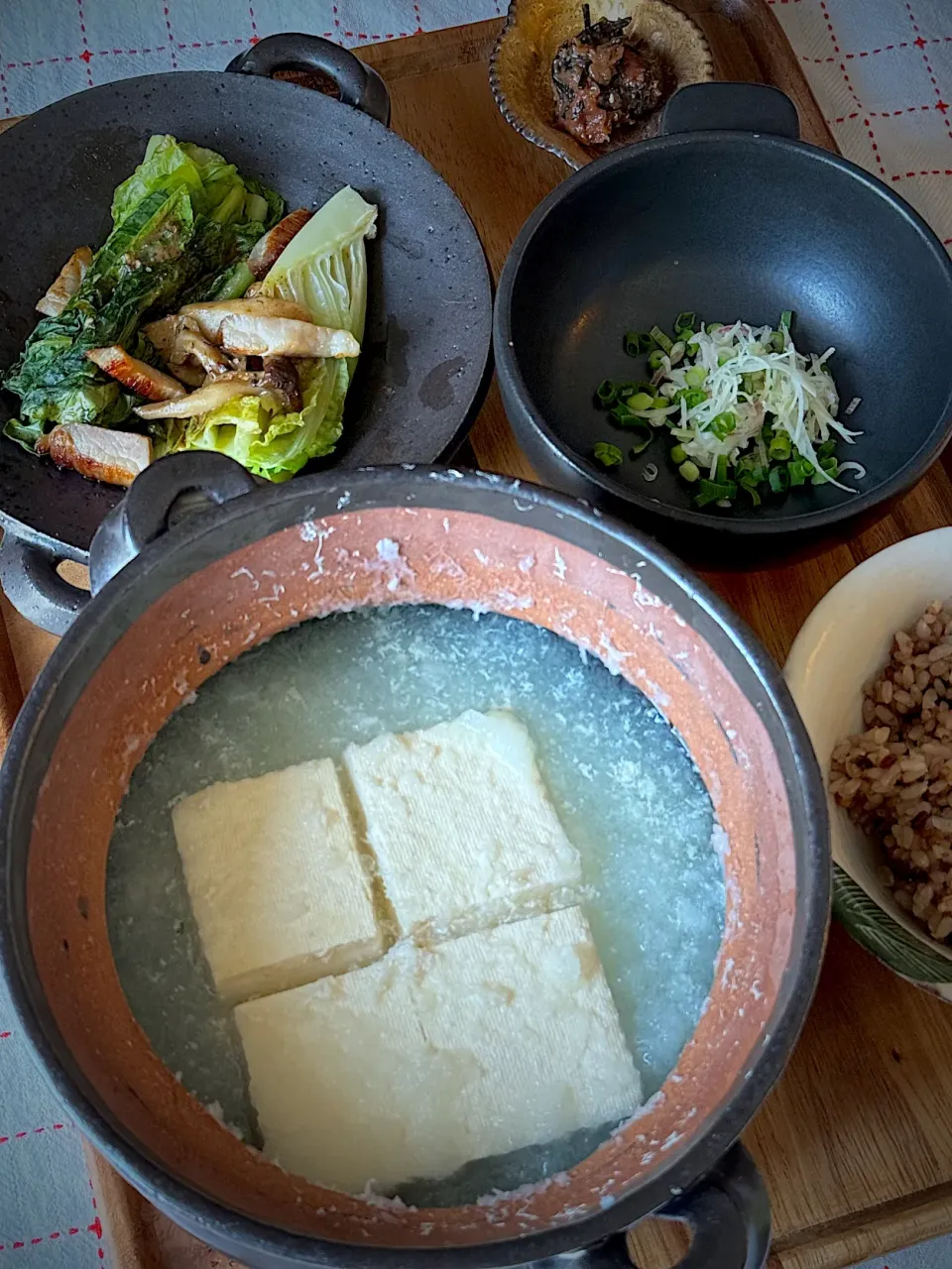 みぞれ豆腐　梅昆布玉　ロメインレタス焼きサラダ|チイホ✨さん