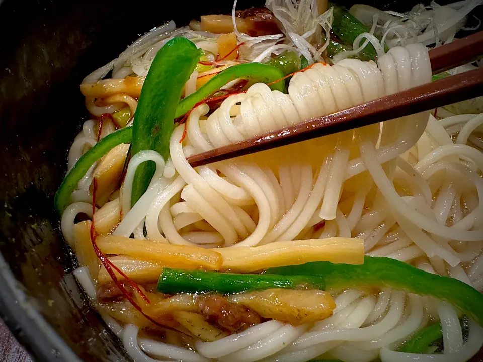 青椒肉絲温めん|半田手延べそうめんの店 阿波や壱兆さん