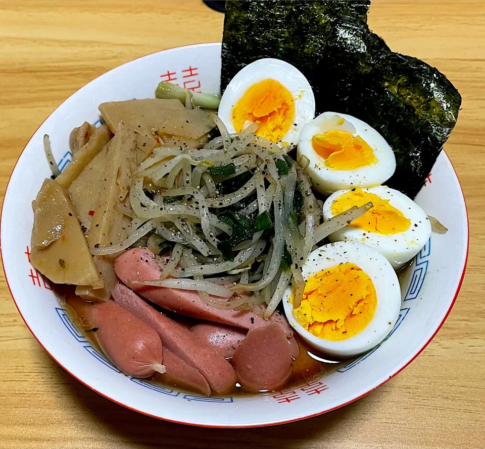 具沢山ラーメン🍜|料理好きなじいさまさん