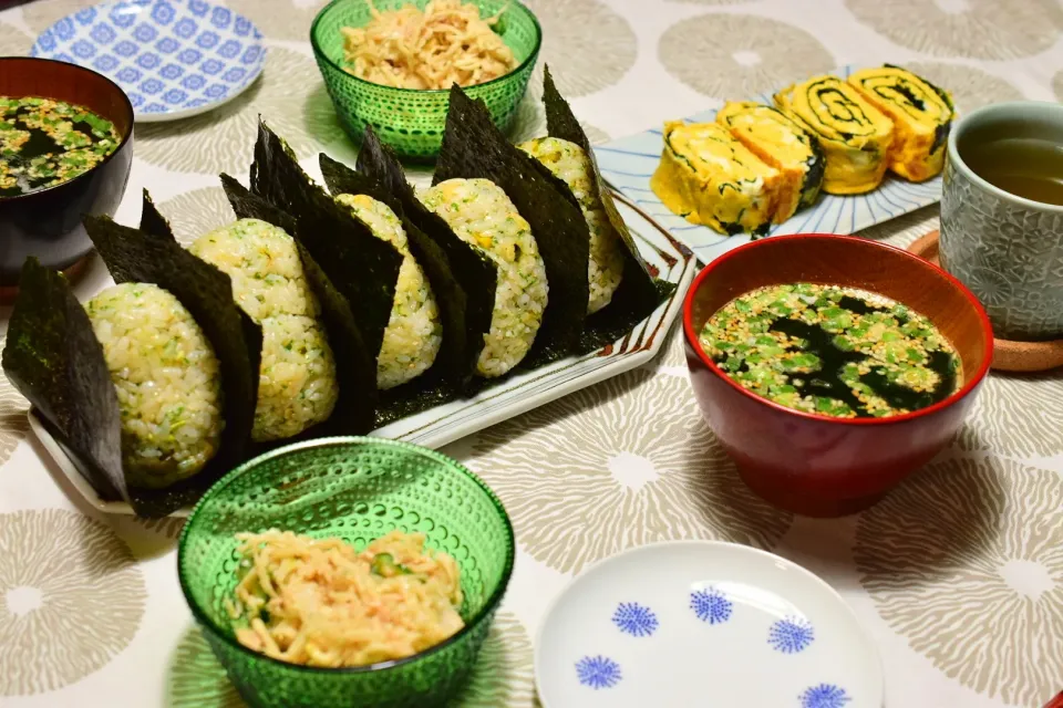 和風チュモッパ？混ぜご飯のおにぎり🍙|うにんぱすさん