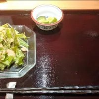 人形町　きたがいち　寒鰆の揚げ野菜御膳　青のり餡かけ　サラダと漬物|よっちびやばんぶーさん