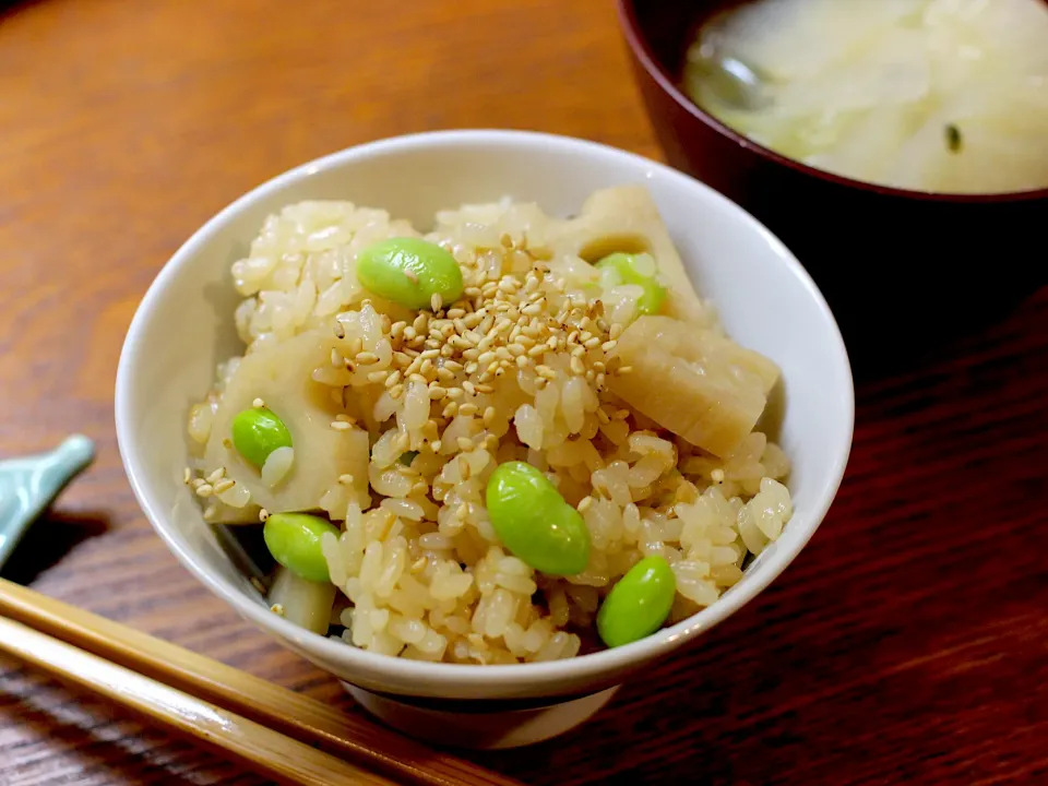 れんこんと枝豆の炊き込みご飯|sono.kさん