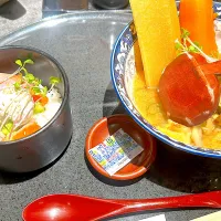 サーモンマスカルポーネチーズ丼と豚汁|monaka427さん