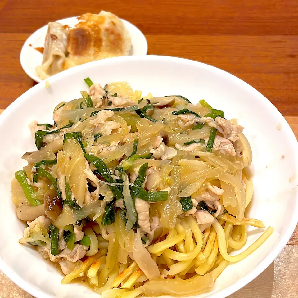 あんかけ焼きそば　餃子|とゆあさん