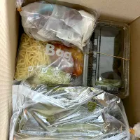 Box of food|yeni kartikasariさん