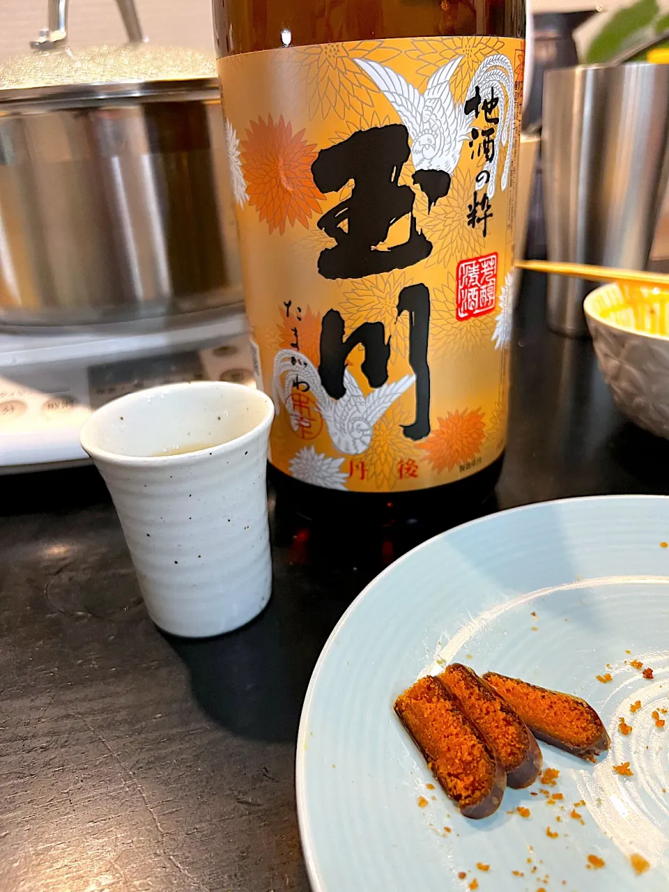 酒を塗って焼いた烏魚子カラスミと熱燗が最高過ぎた|hanakoさん