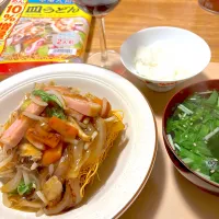 2024/11/15 ハムと野菜 皿うどん、水菜ワカメスープ| kykyさん