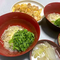 大葉ニンニクたっぷり冷麺と親子丼のアタマ|メシ岡さん