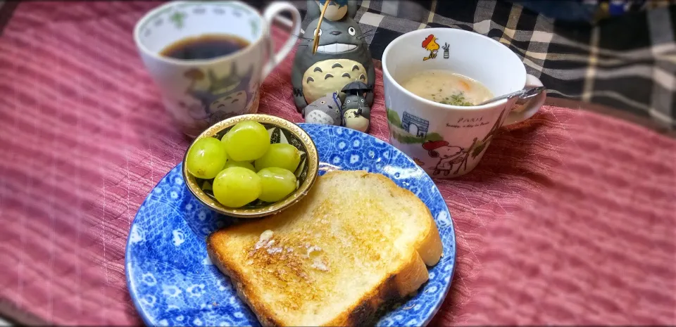 朝食のトースト&蓮根チャウダー|イリヤさん