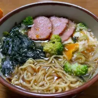 マルちゃん正麺🍜、醤油味❗️(o^^o)✨|サソリさん