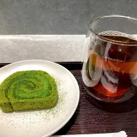 茶の環　濃厚抹茶プレミアムロール、玉露茎ほうじ茶|よだみなさん