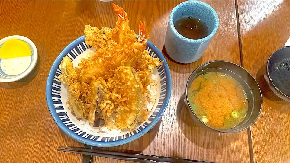 秋葉原　天芳さんちの特製天丼|ぽんぽこまめだ。さん