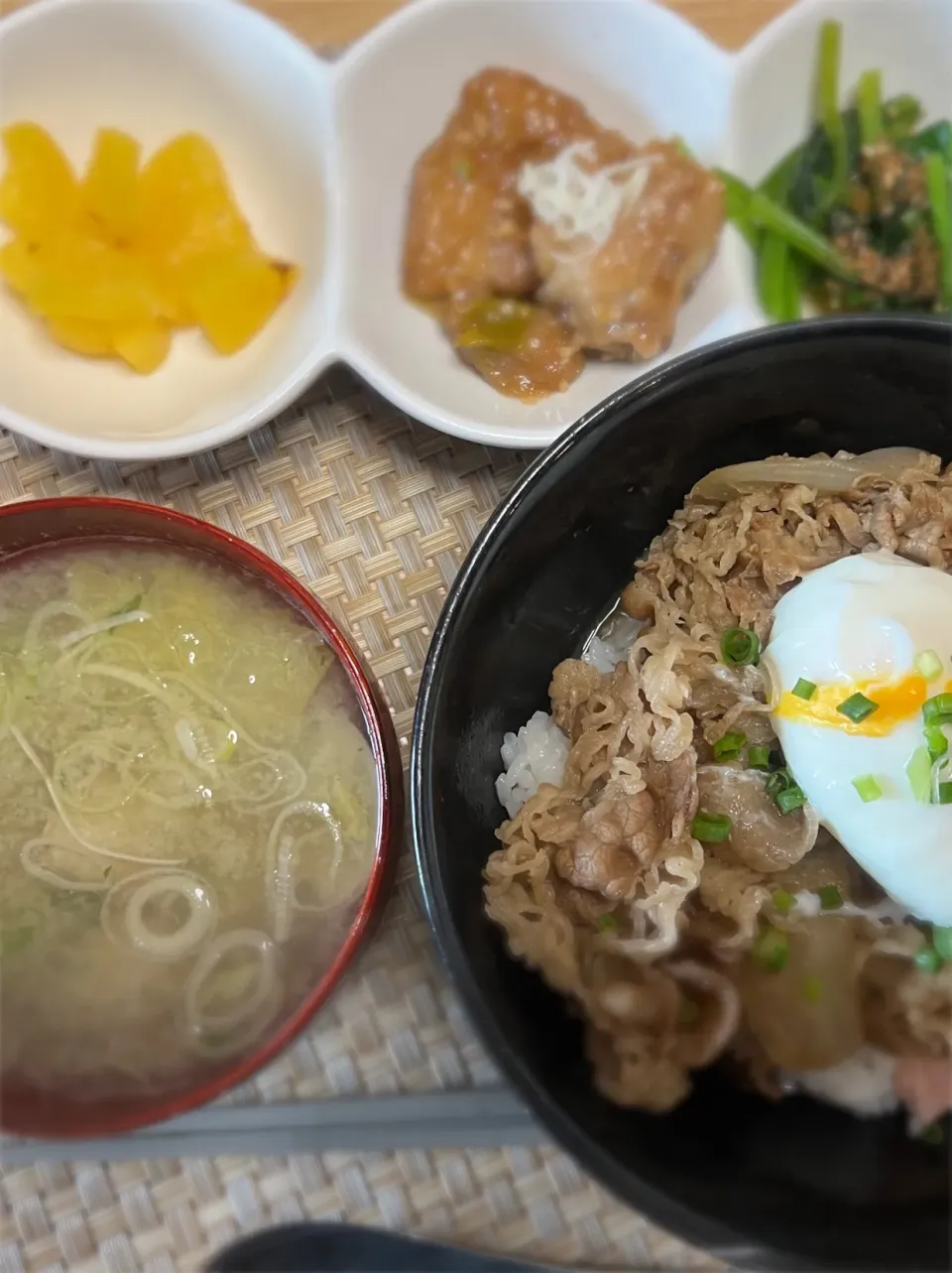 海外出張帰国後定番定食|ochihekoさん