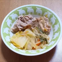 ゴロゴロニンニク醤油鍋| ナナさん