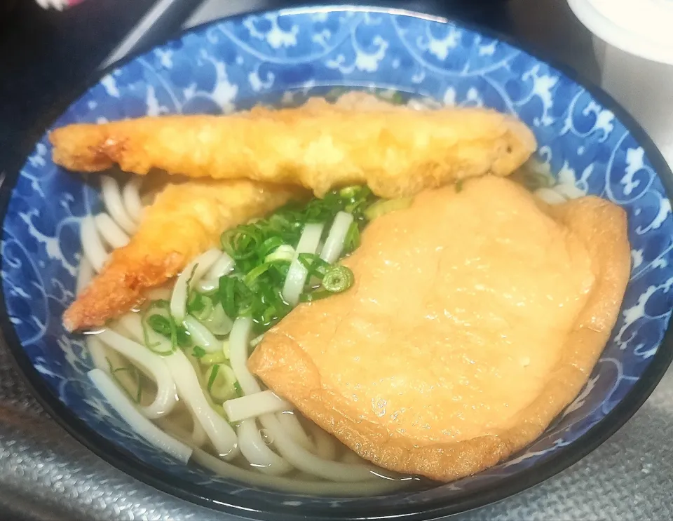 えび天きつねうどん|ともさん