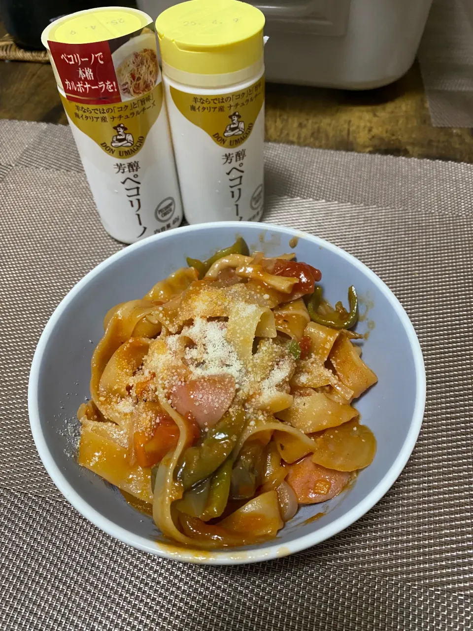 トマトパスタ　粉チーズの味が濃くて美味しく頂きました。|♡misaki♡さん